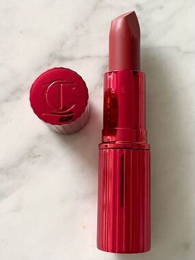 NWT CHARLOTTE TILBURY Matte Revolution Luminous Matte Lipstick - MARK OF A KISS